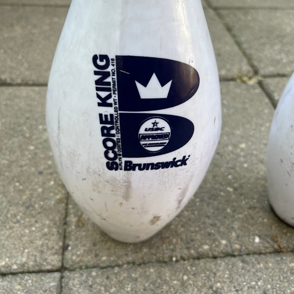 Set Of 2 Vintage Real Used Bowling Pins Decor Bookends Projects - Picture 3 of 8